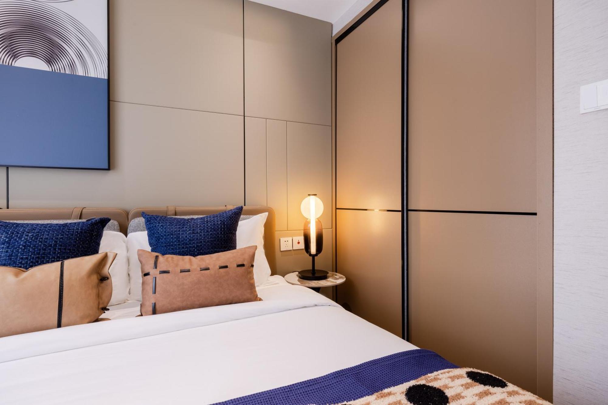 Aparthotel Boruisi Video And Audio Light House - Shenzhen Convention And Exhibition Center Gangxia Metro Station Exterior foto