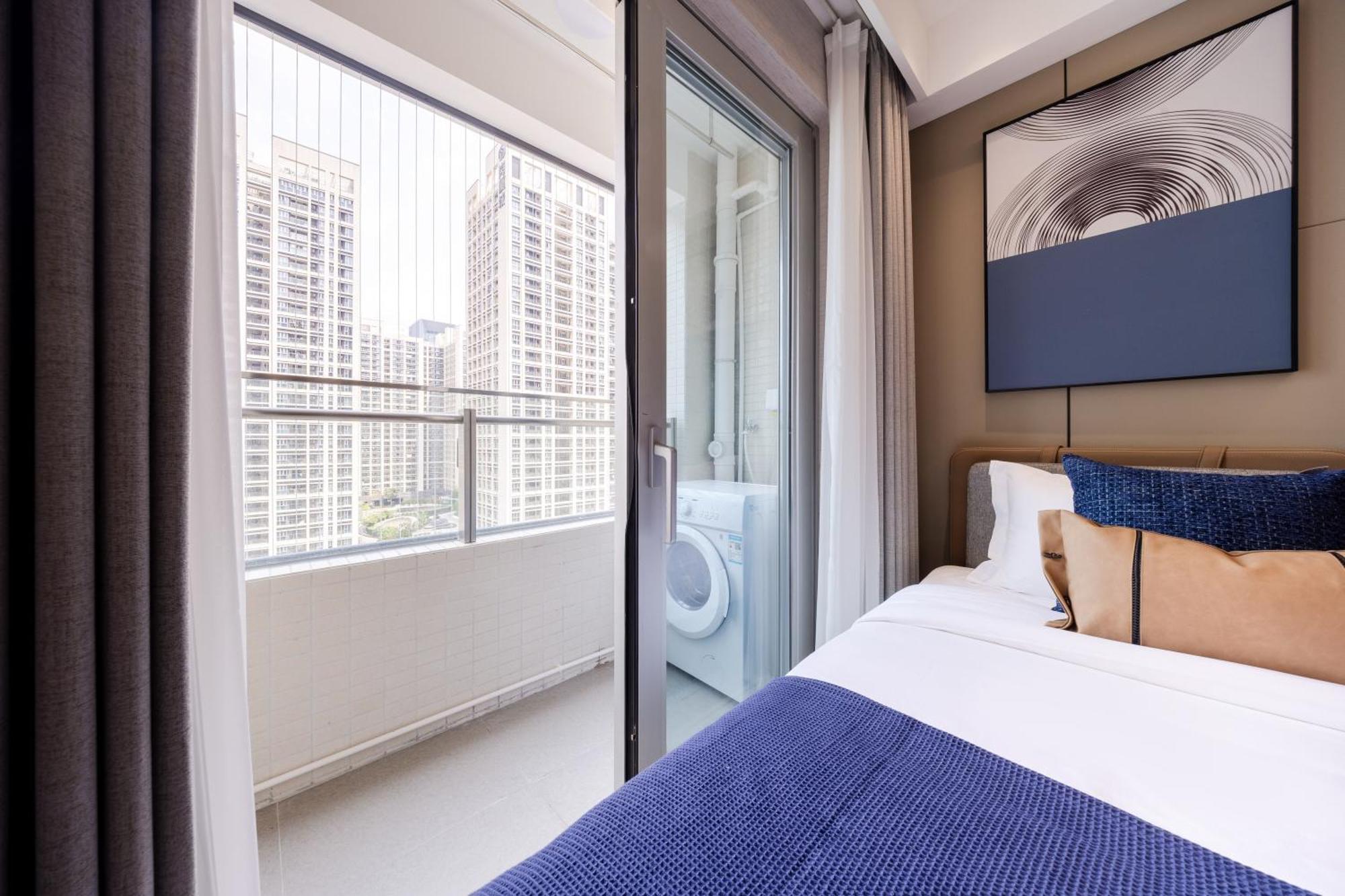 Aparthotel Boruisi Video And Audio Light House - Shenzhen Convention And Exhibition Center Gangxia Metro Station Exterior foto