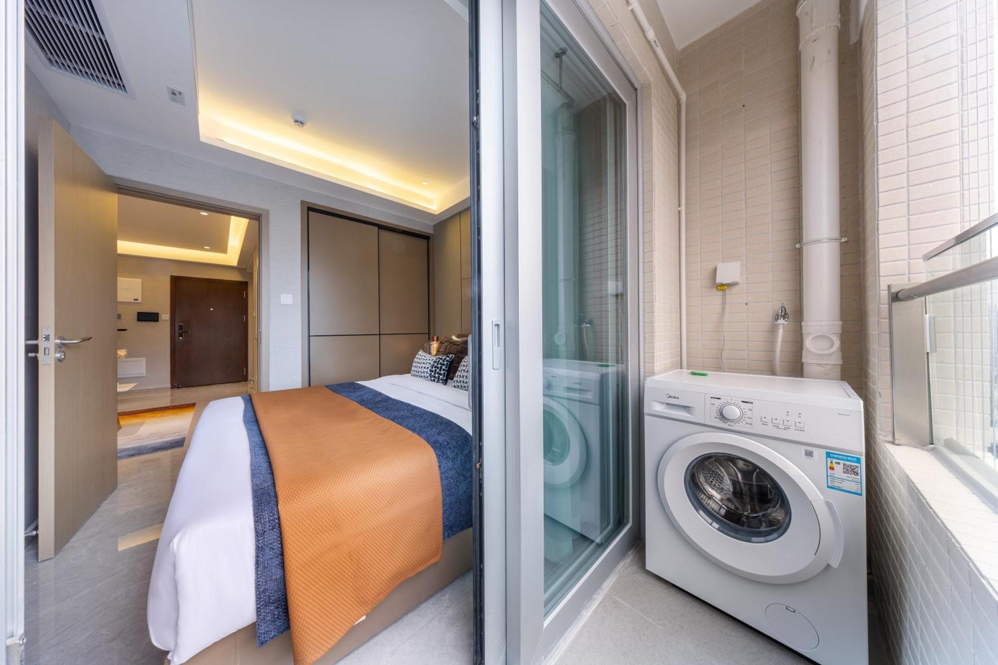 Aparthotel Boruisi Video And Audio Light House - Shenzhen Convention And Exhibition Center Gangxia Metro Station Exterior foto