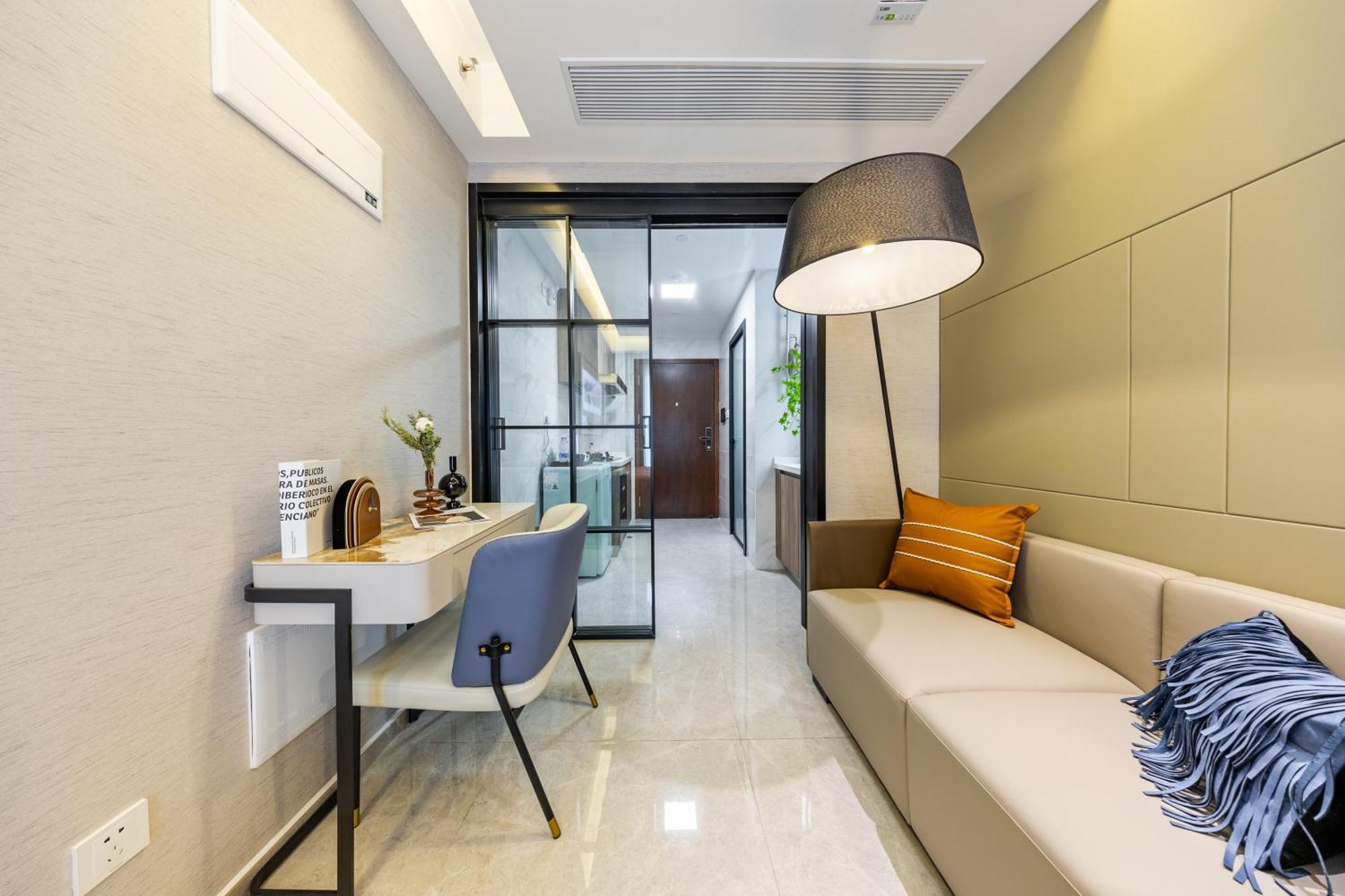 Aparthotel Boruisi Video And Audio Light House - Shenzhen Convention And Exhibition Center Gangxia Metro Station Exterior foto